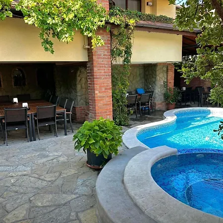 Otel хотел м1 2*