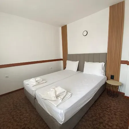 хотел м1 Πριμόρσκο